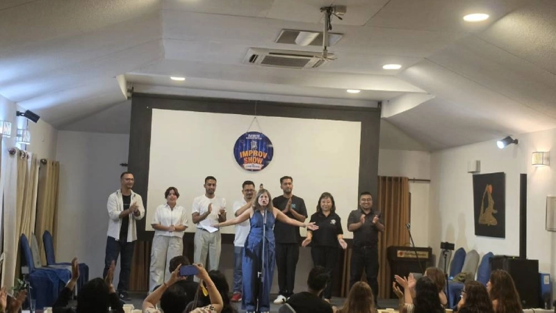 Funny happens: An evening of improv by Everest Toastmasters